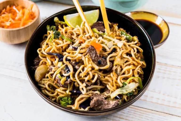 Easy Slow Cooker Beef Ramen