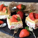 strawberry cream cheese frosting 1024x683 1
