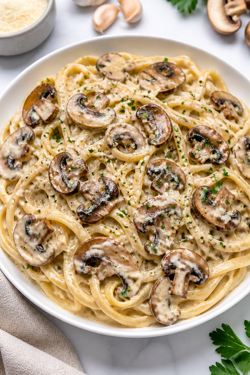 Creamy Homemade Garlic Mushroom Pasta Creamy Homemade Garlic Mushroom Pasta
