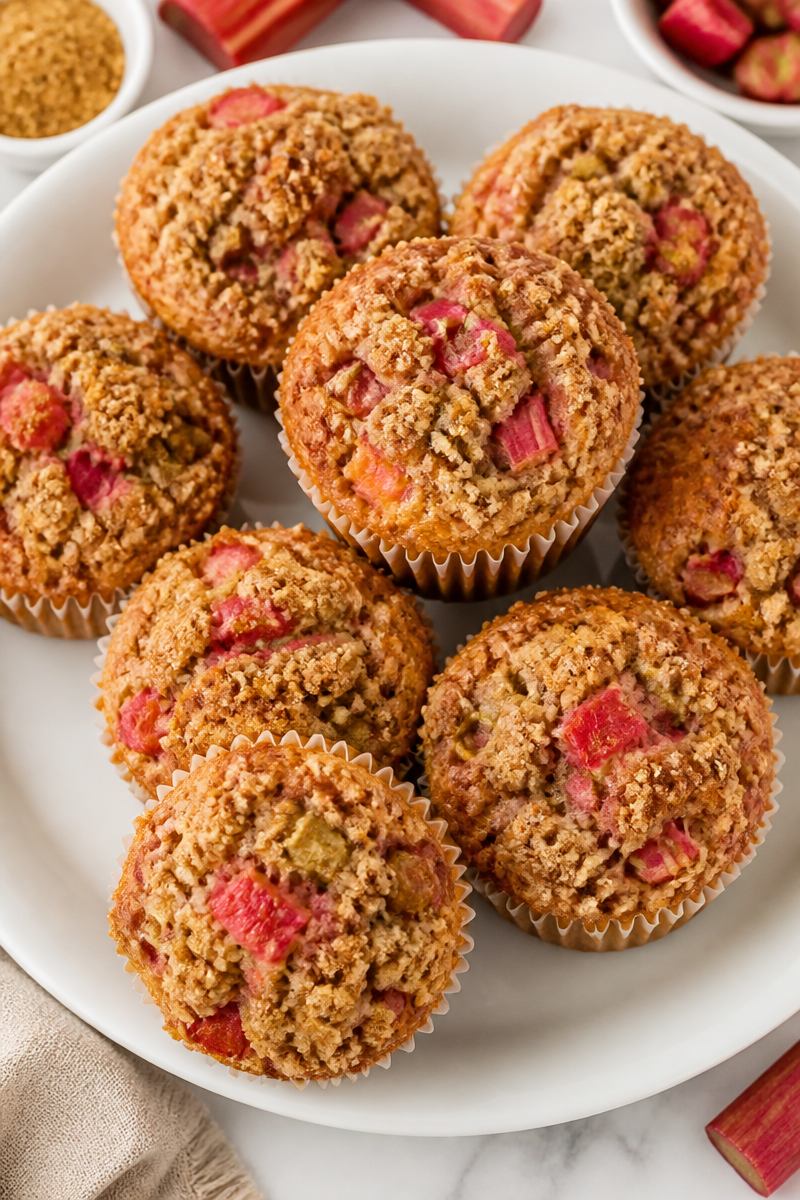 Homemade Rhubarb Muffin with Cinnamon Streusel